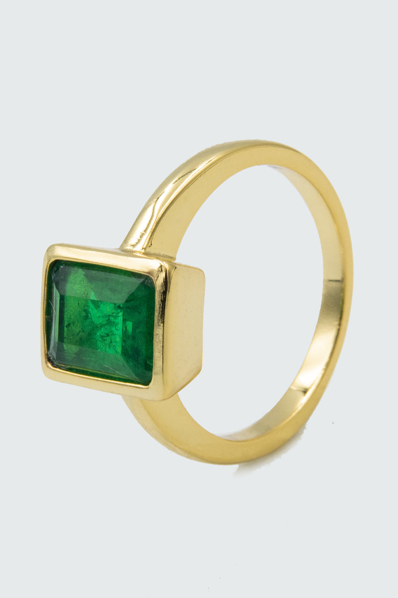 Green colour sale stone ring