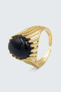 Black Oval Stone Gold Clasped Ring
