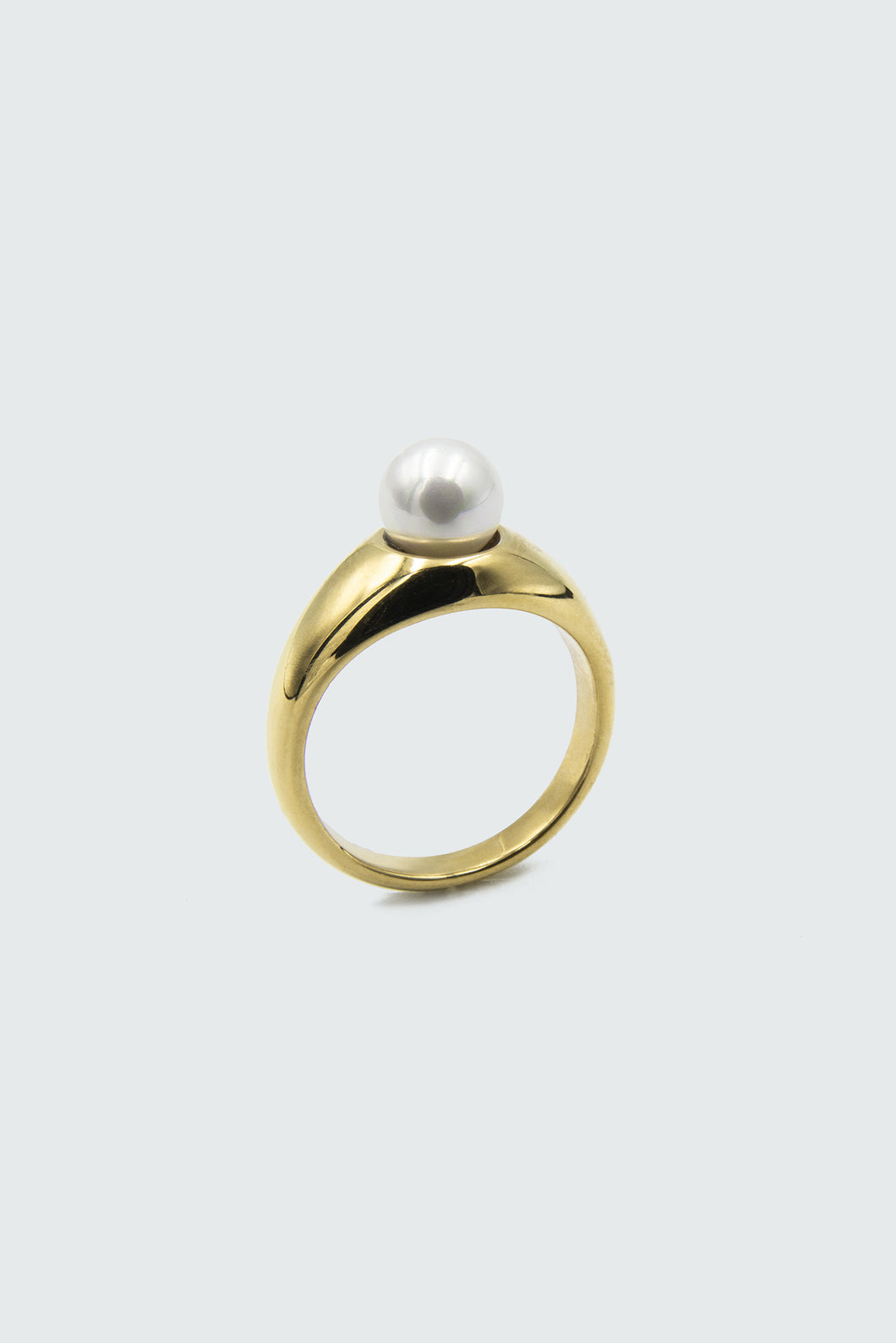 Pearl Top Gold Ring