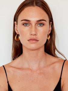 Oyster Gold Earrings